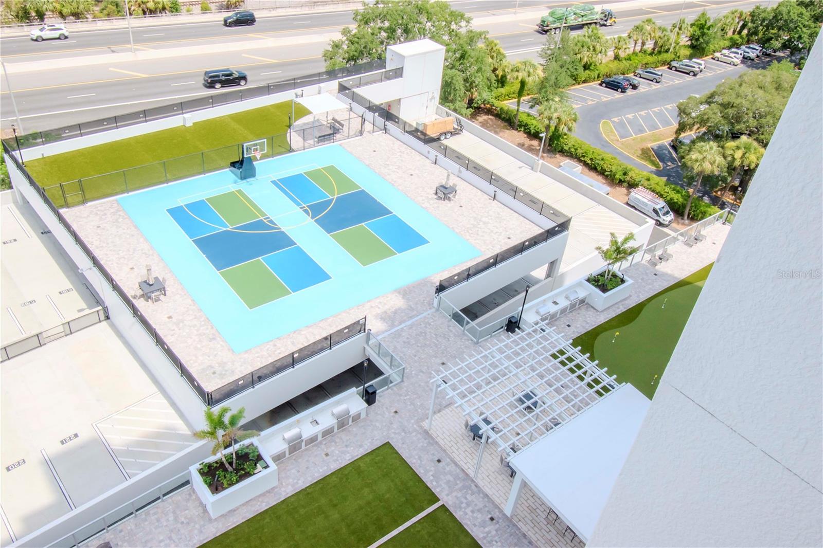 ALTURA BAYSHORE - Residential