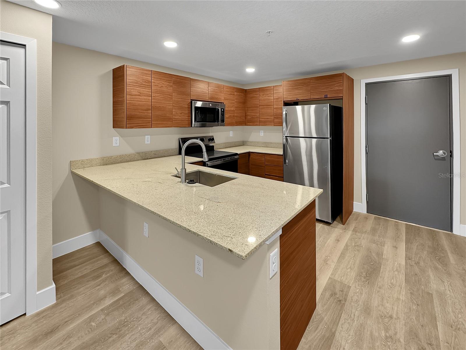 4424 S TEXAS AVENUE 1-213