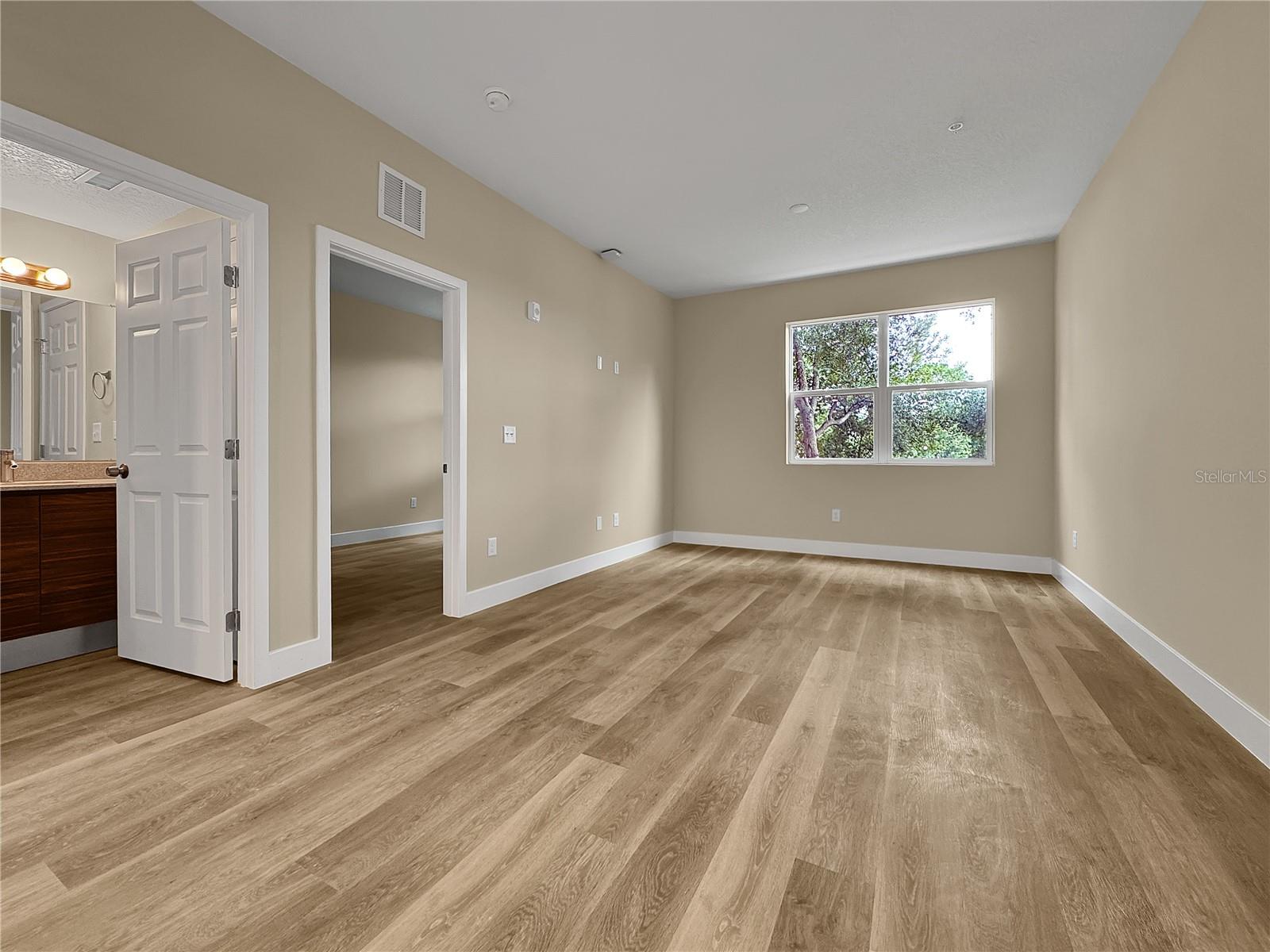 4424 S TEXAS AVENUE 1-213