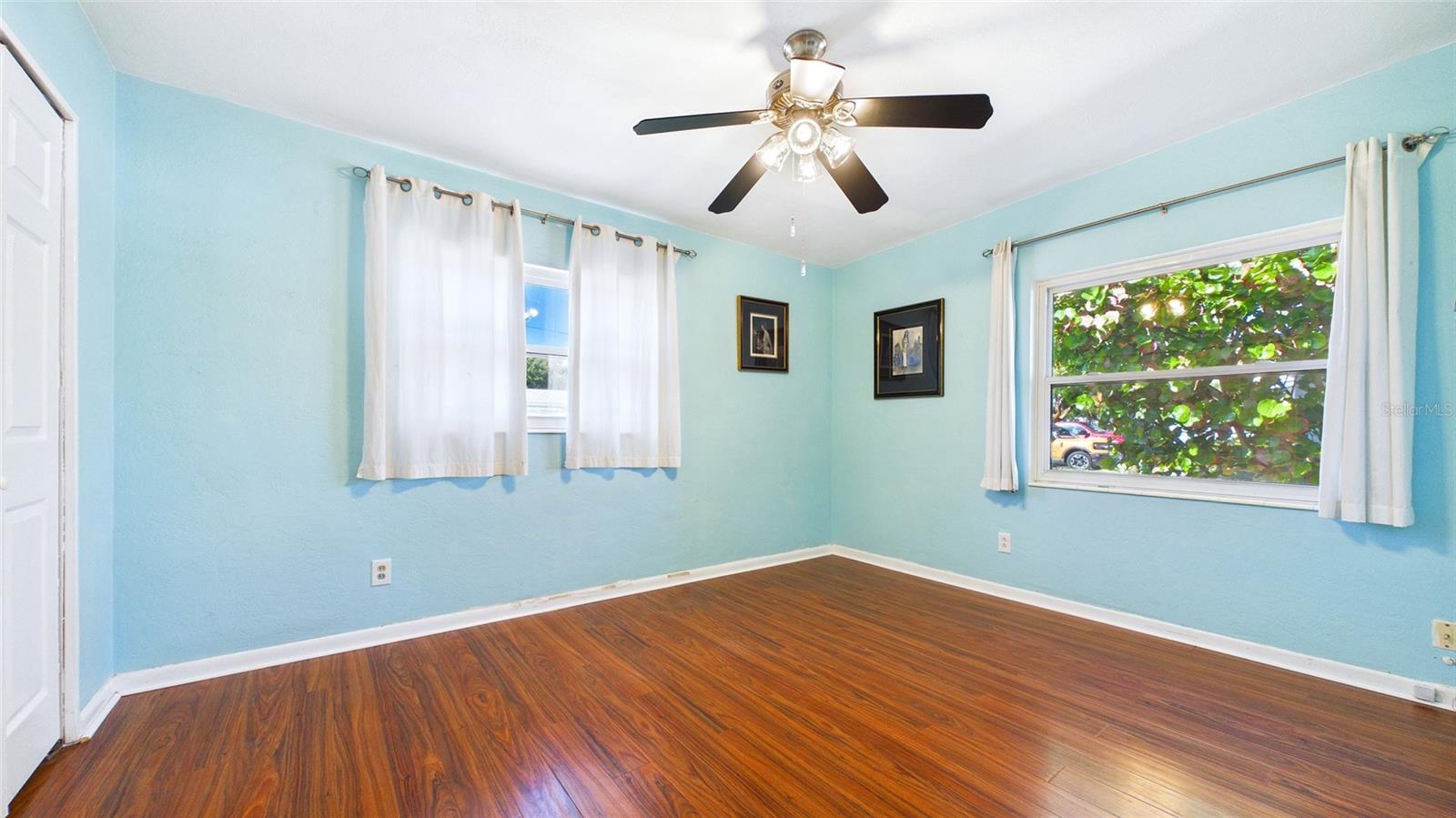 GARDEN MANOR SEC 2 - Residential