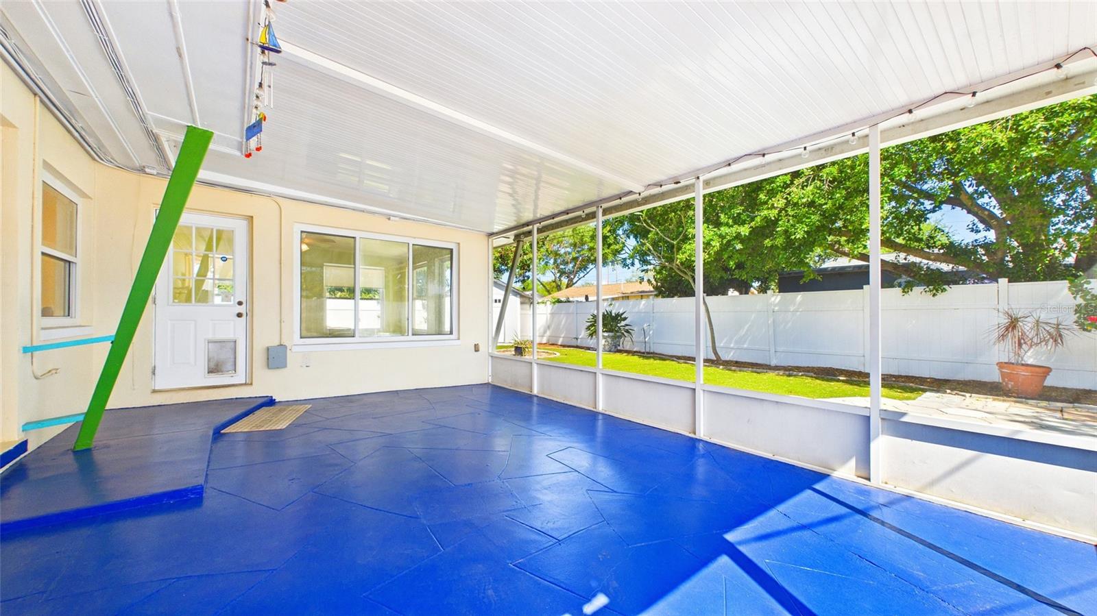 GARDEN MANOR SEC 2 - Residential