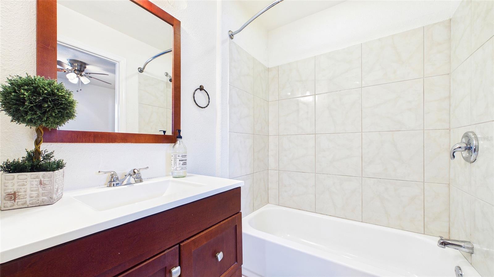 GARDEN MANOR SEC 2 - Residential