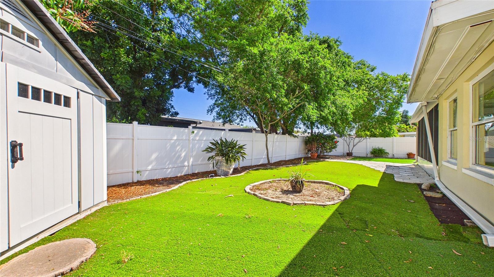 GARDEN MANOR SEC 2 - Residential