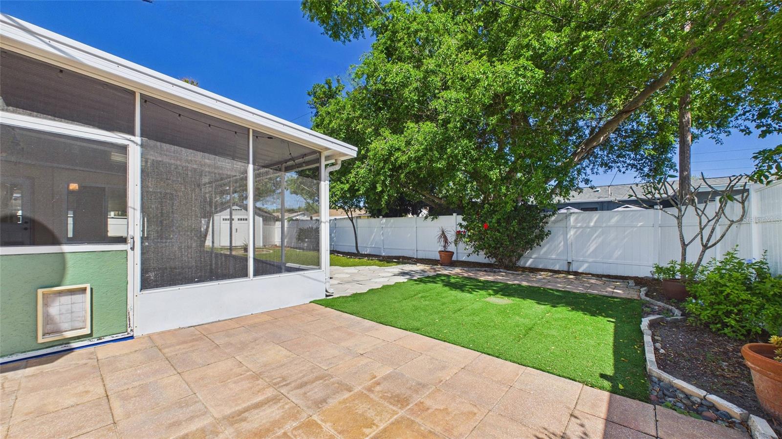 GARDEN MANOR SEC 2 - Residential