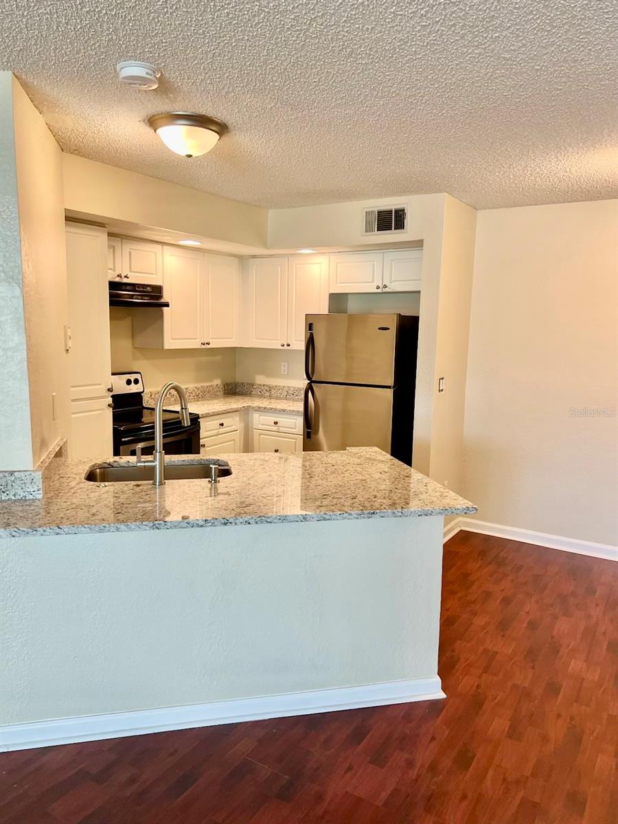4606 COMMANDER DRIVE 1126