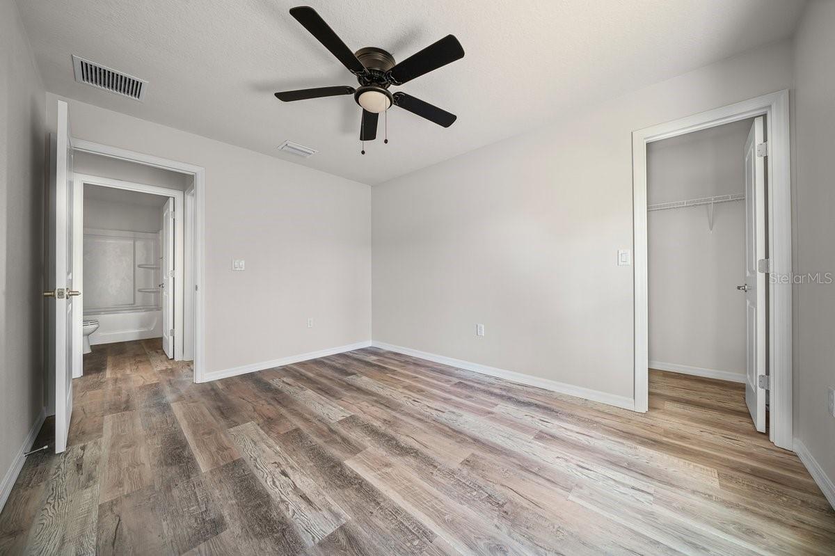 CITRUS SPGS UNIT 04 - Residential