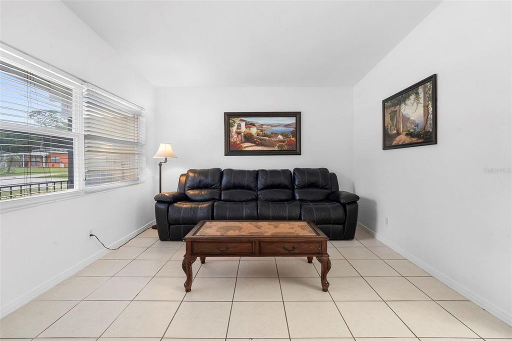 Photo of 90 Nancy Lee Avenue, Orlando, FL 32807 (MLS # O6355918)