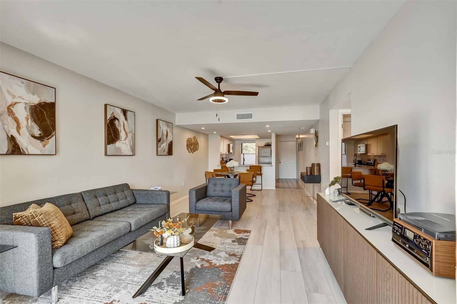 CHARTWELL GREEN - Residential