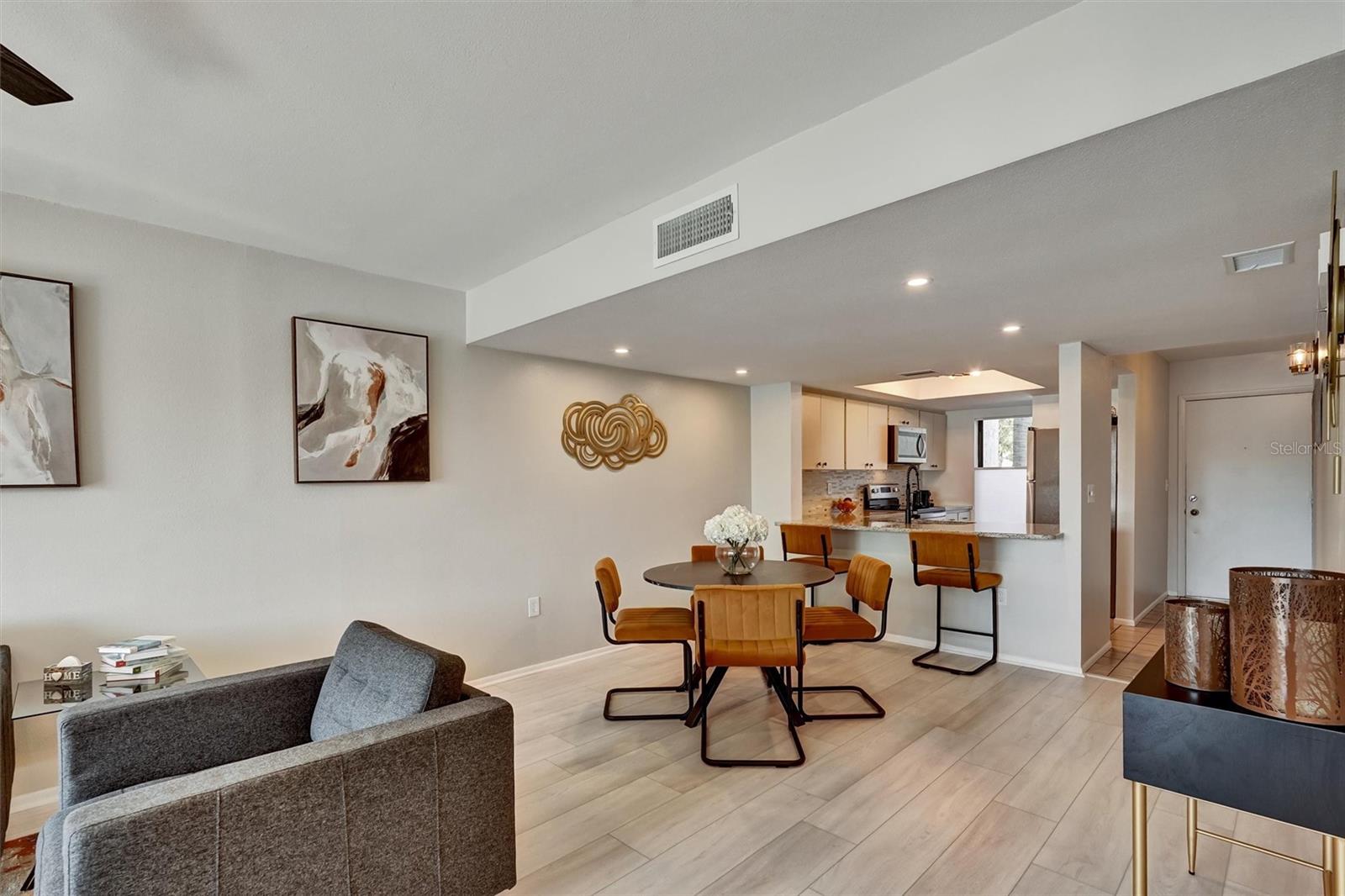 CHARTWELL GREEN - Residential