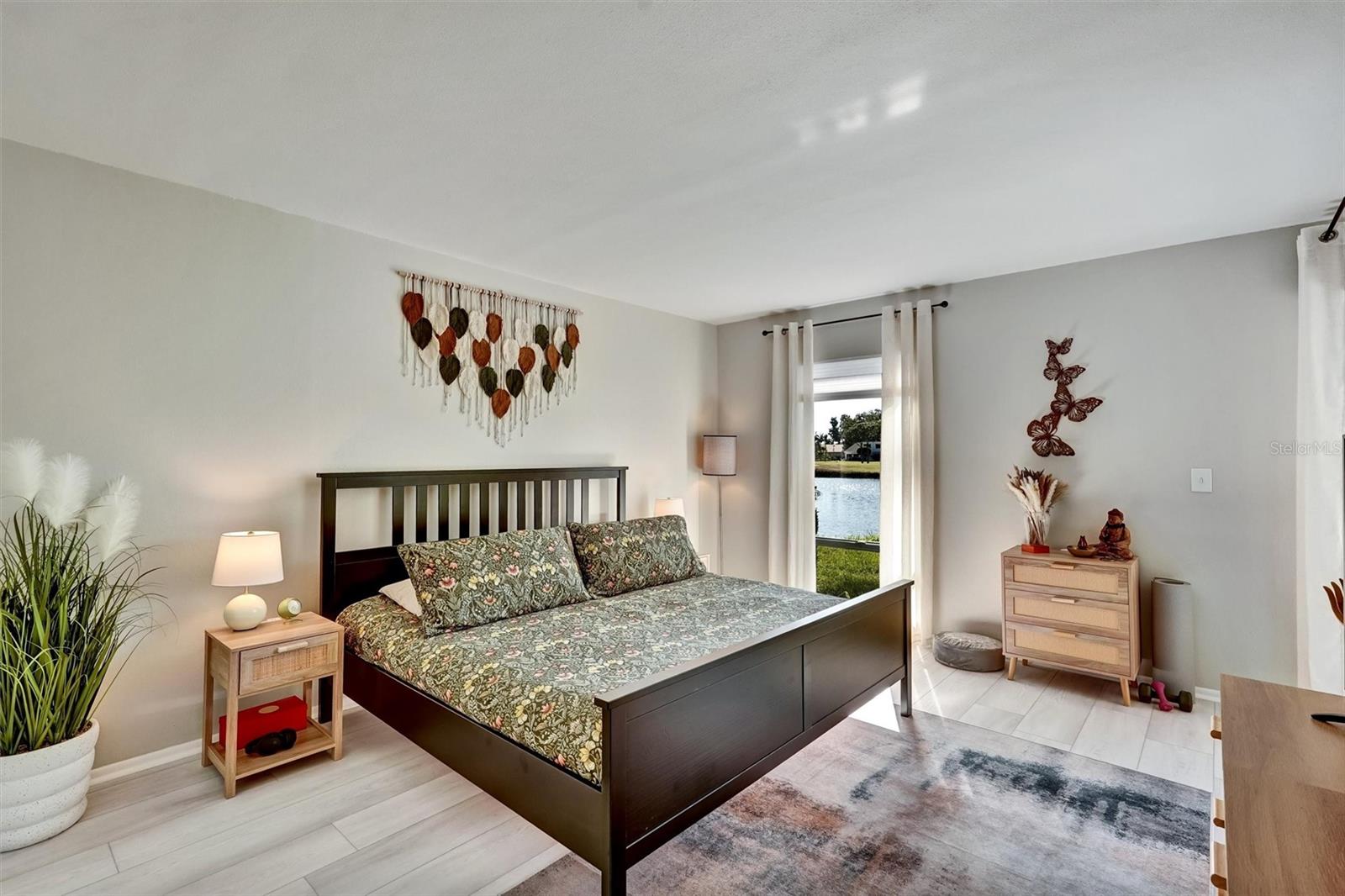 CHARTWELL GREEN - Residential