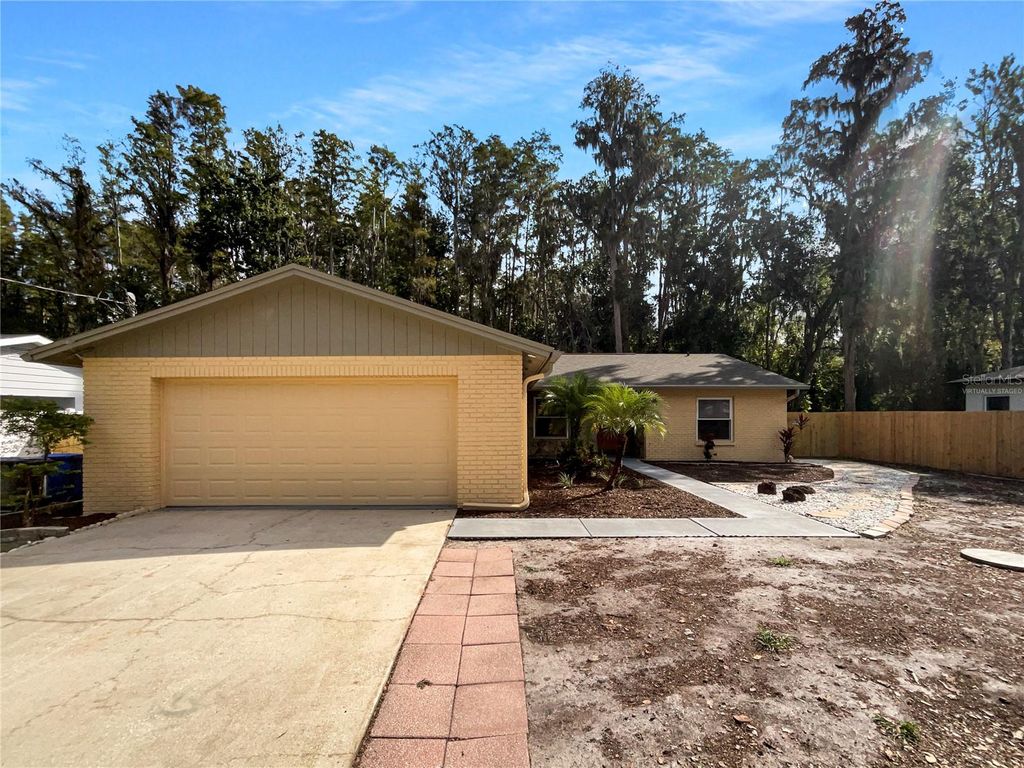 Photo of 16409 Lake Byrd Drive, Tampa, FL 33618 (MLS # O6358233)