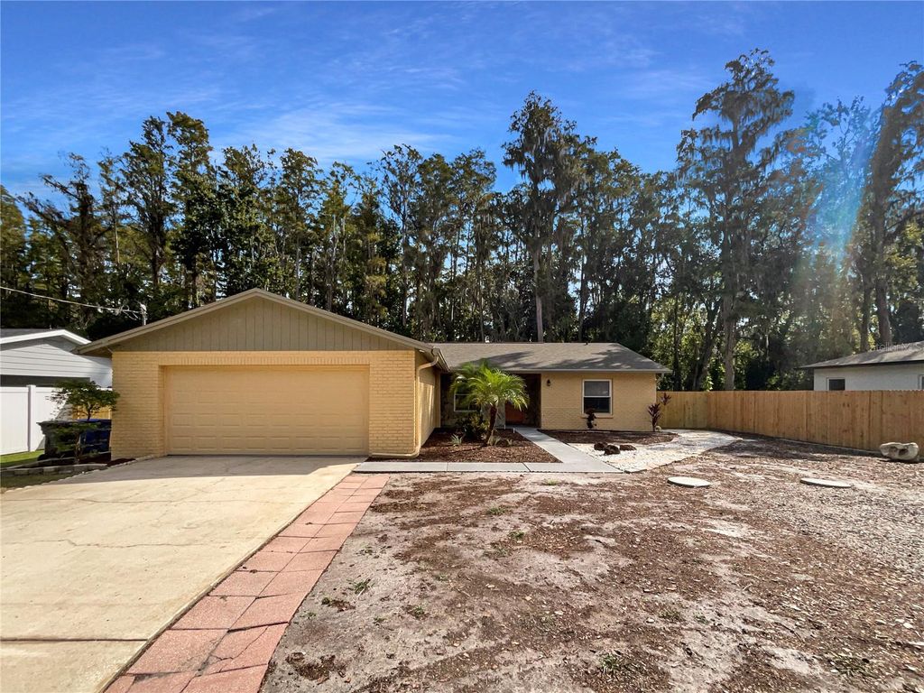 Photo of 16409 Lake Byrd Drive, Tampa, FL 33618 (MLS # O6358233)