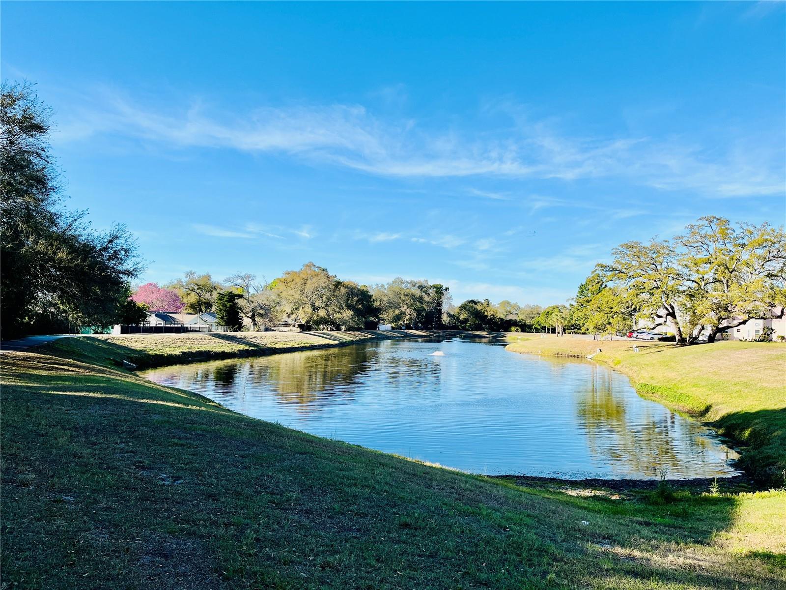 ON TOP OF THE WORLD - Residential