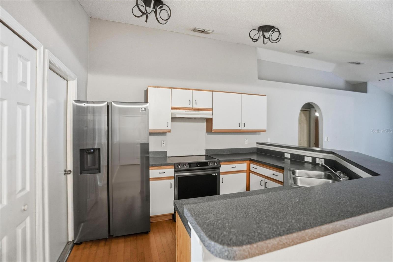 SPRING HILL - Residential