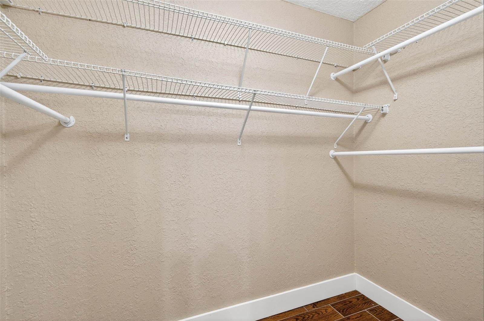 SILVER OAKS - Residential