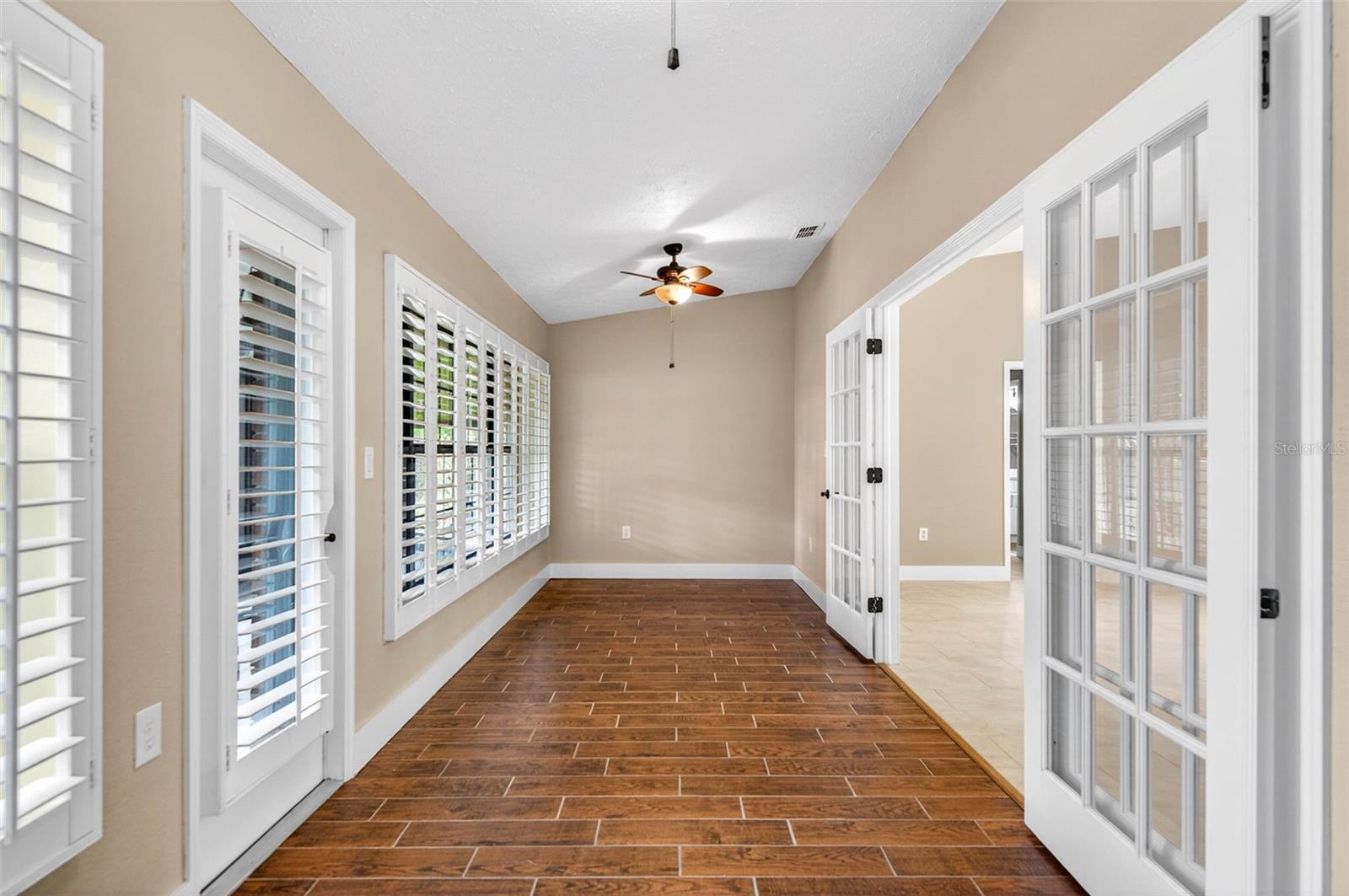 SILVER OAKS - Residential