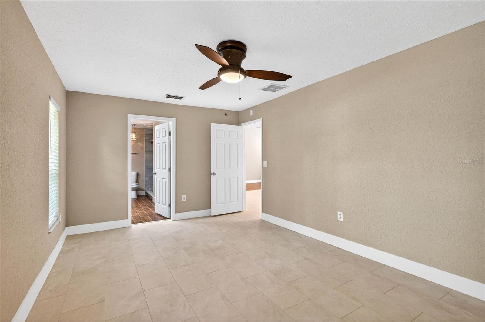 SILVER OAKS - Residential