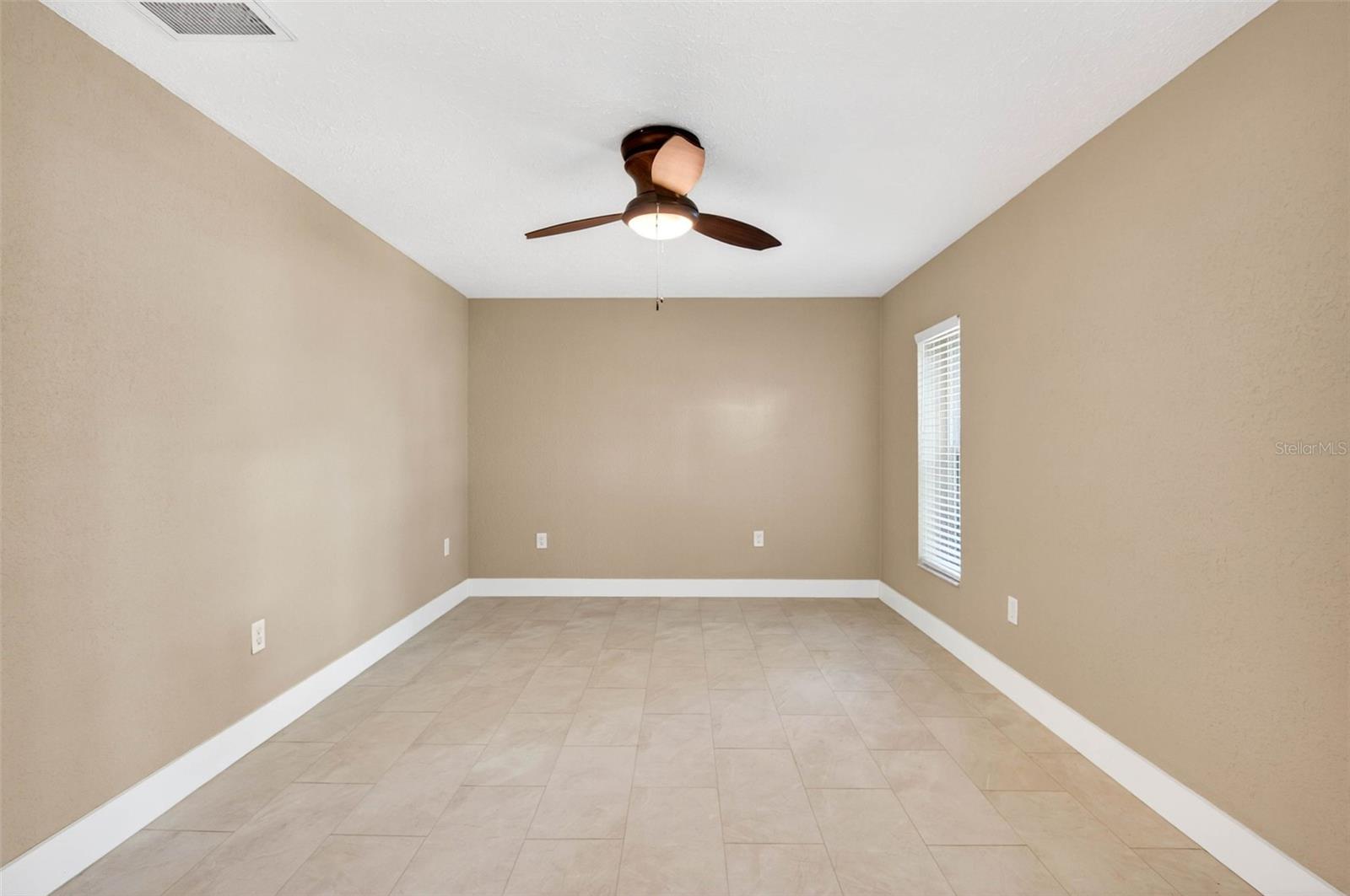 SILVER OAKS - Residential