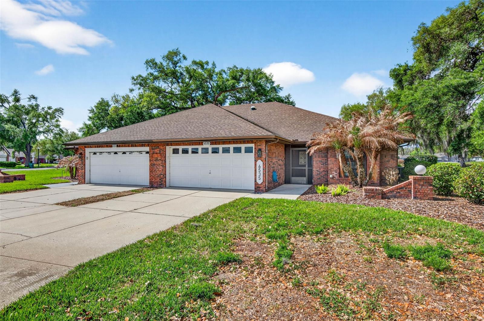 SILVER OAKS - Residential