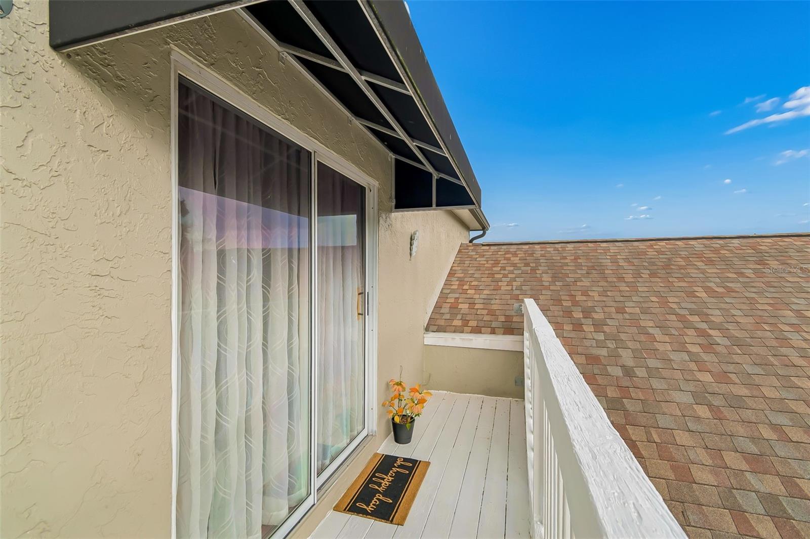 TROPIC SHORES - Residential