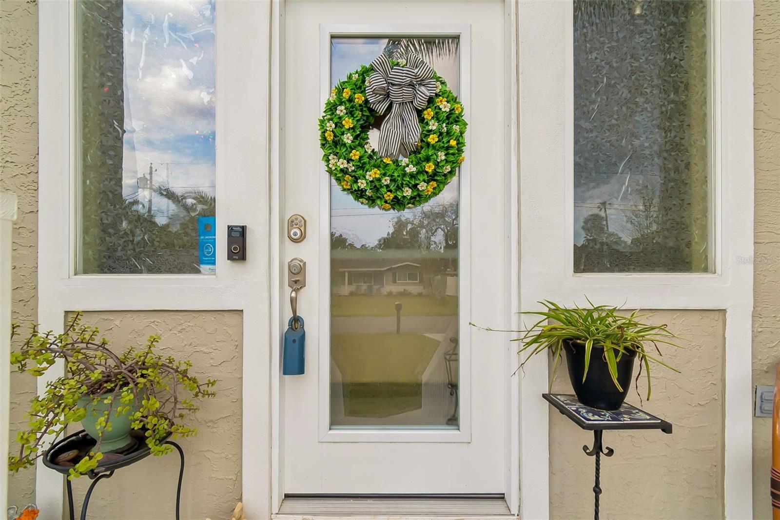 TROPIC SHORES - Residential