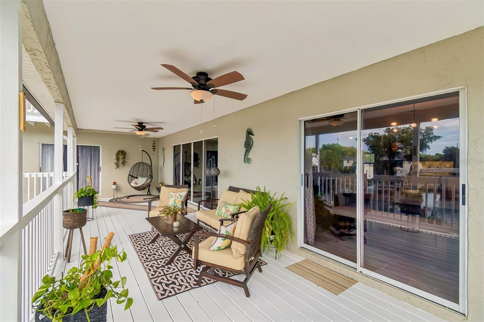 TROPIC SHORES - Residential