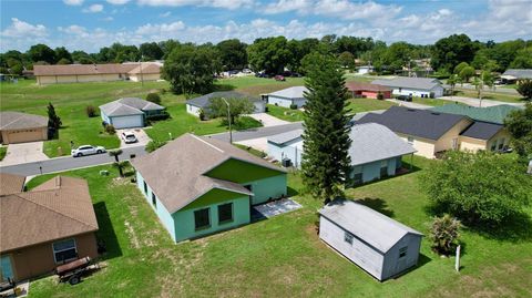 A home in LAKELAND