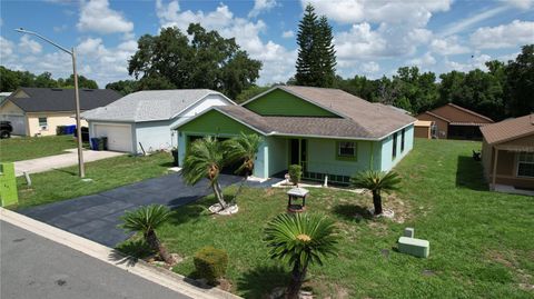 A home in LAKELAND