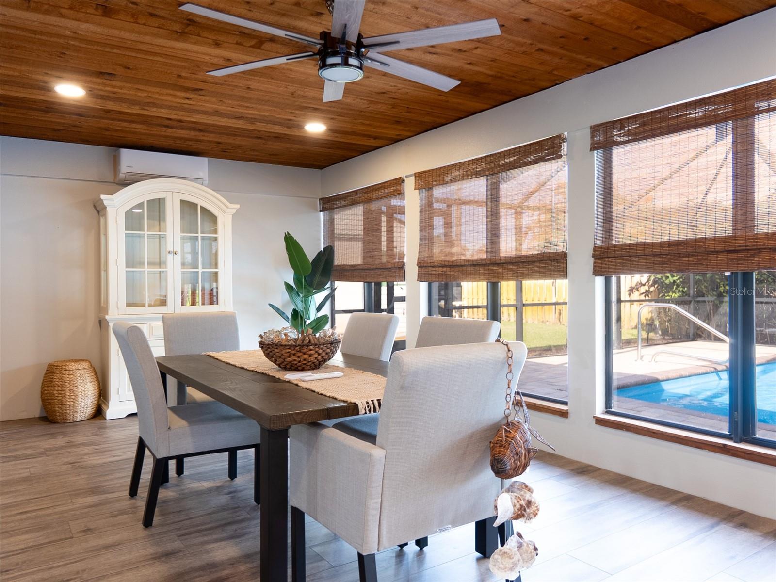 OVERBROOK GARDENS - Residential