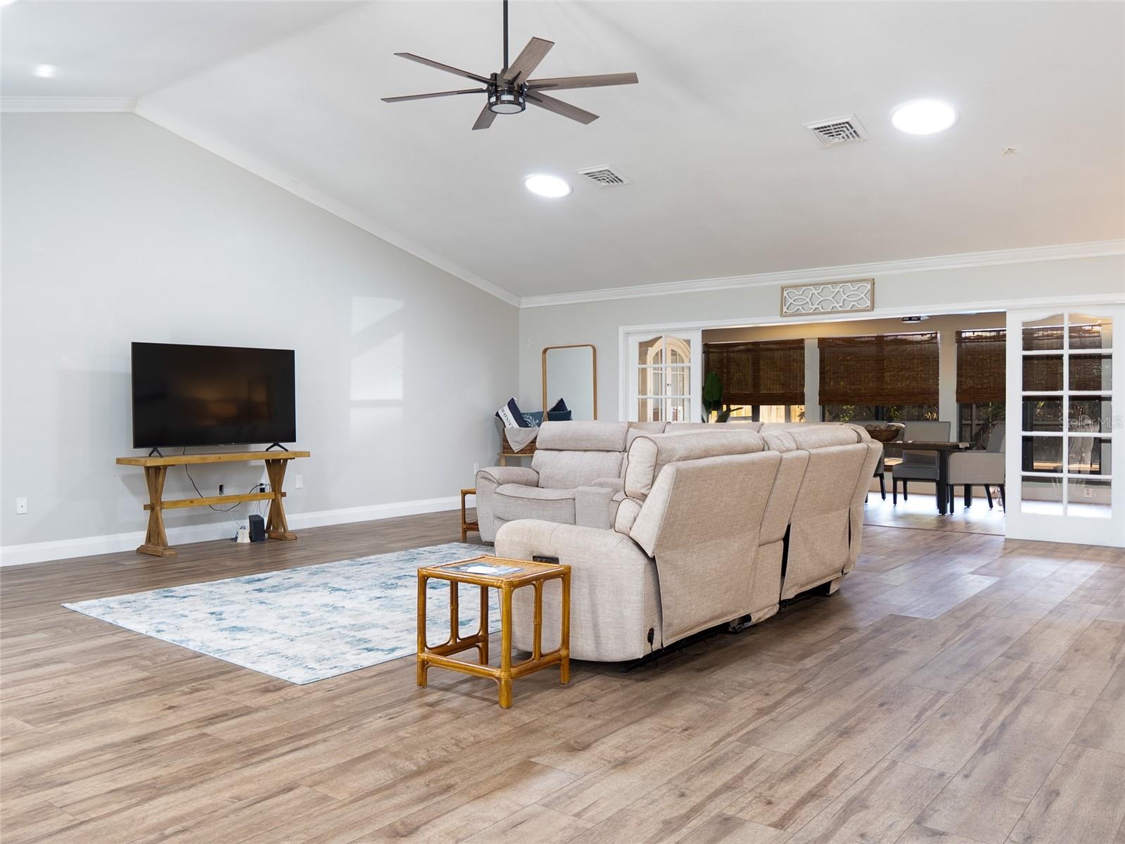 OVERBROOK GARDENS - Residential