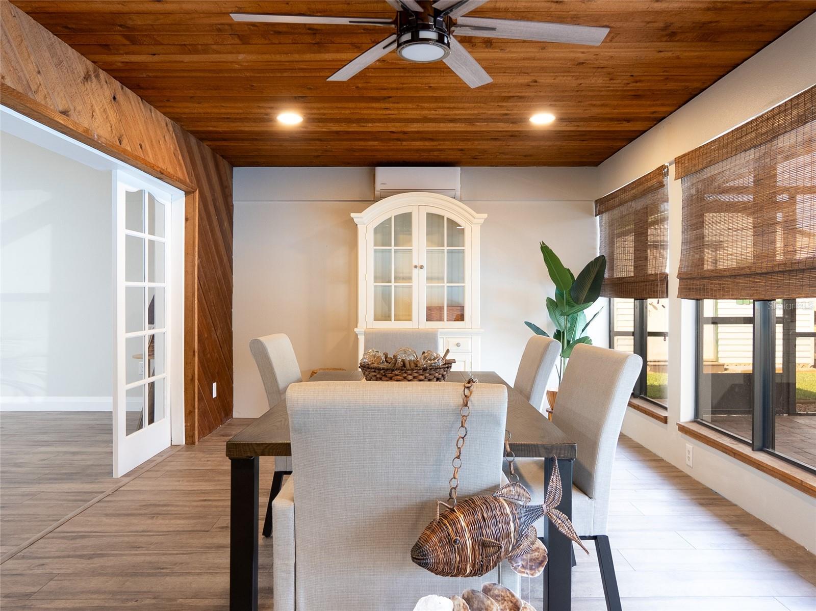 OVERBROOK GARDENS - Residential