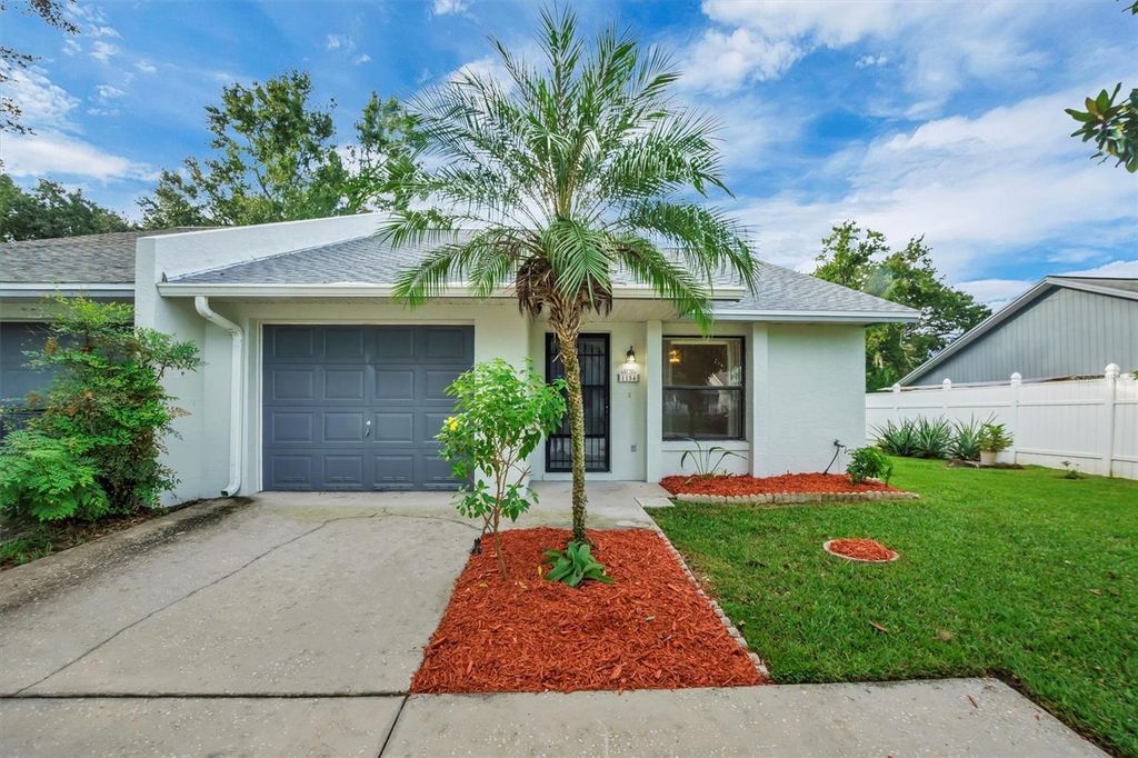 Photo of 1154 Dosseywood Lane, Lakeland, FL 33811 (MLS # P4935875)