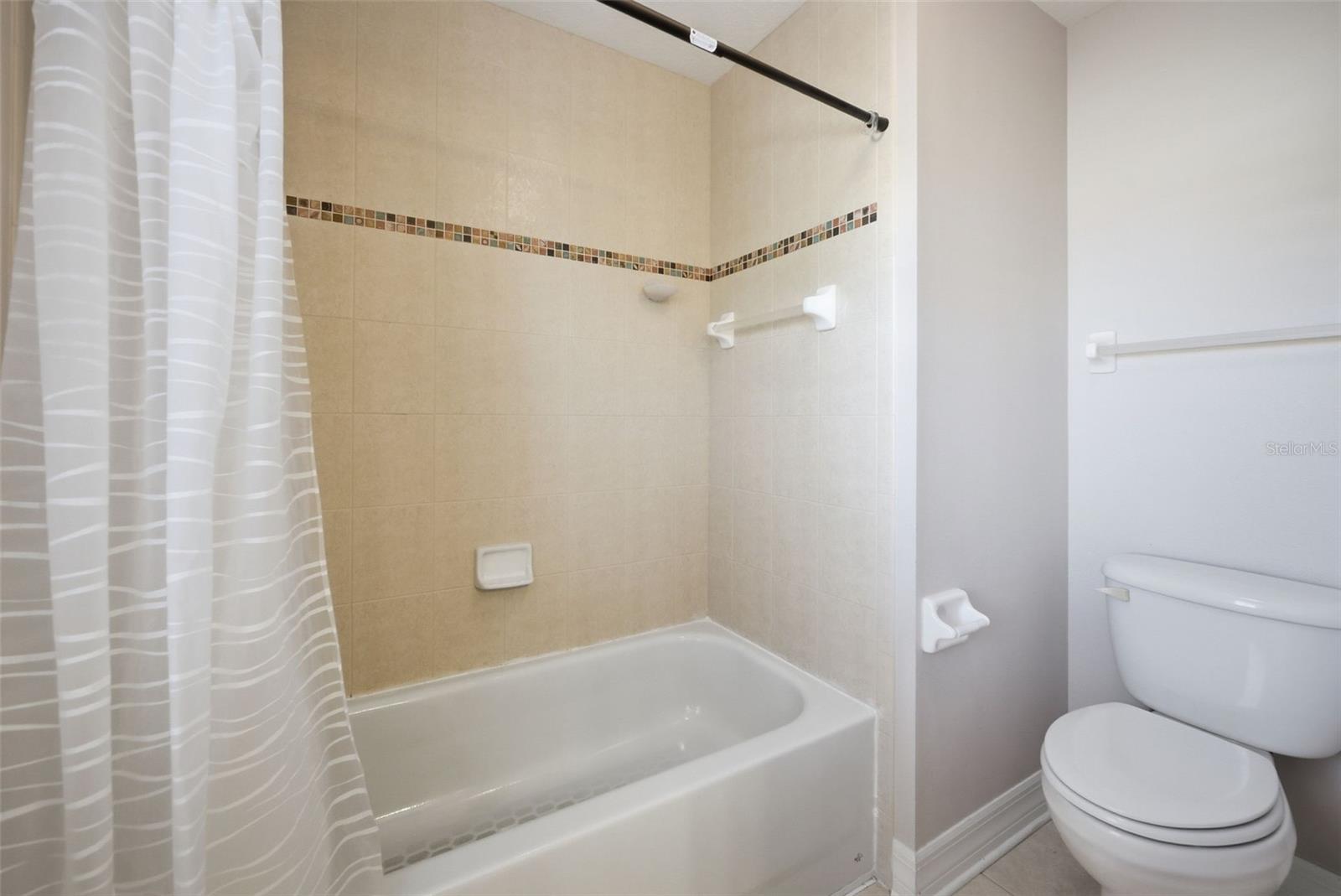 POINTE ALEXIS SOUTH PH III - Residential