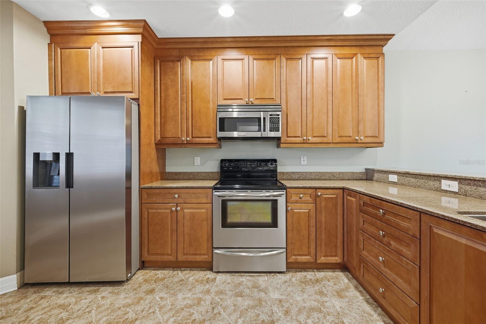 POINTE ALEXIS SOUTH PH III - Residential