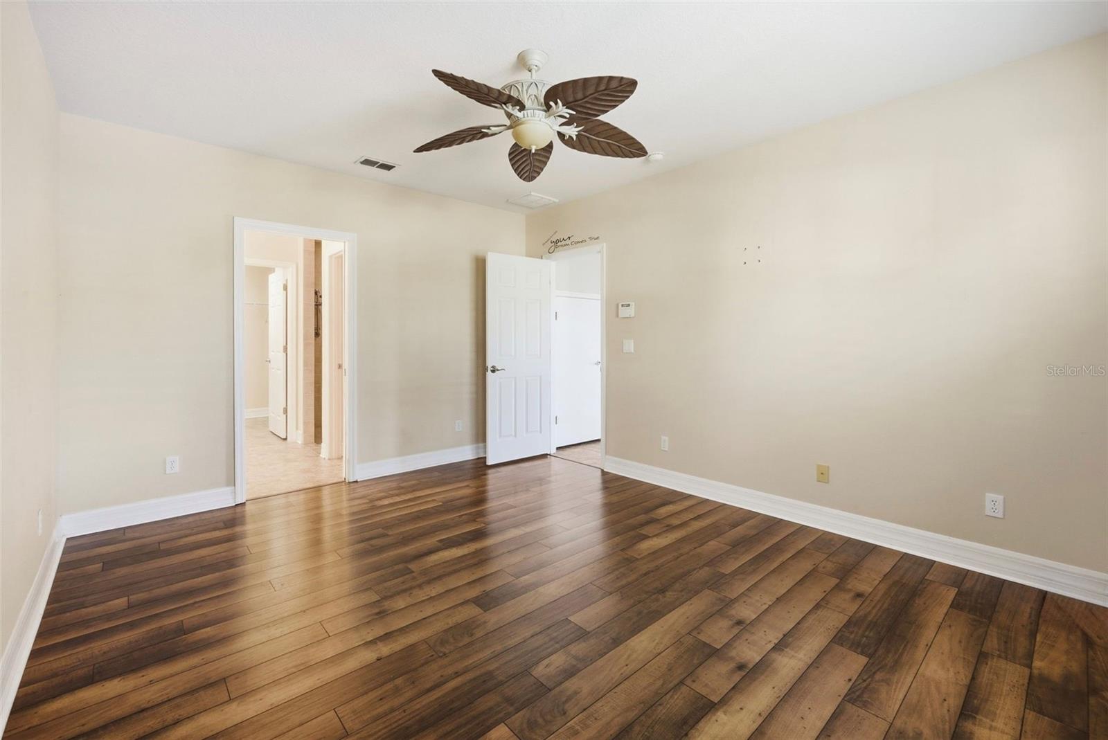 POINTE ALEXIS SOUTH PH III - Residential