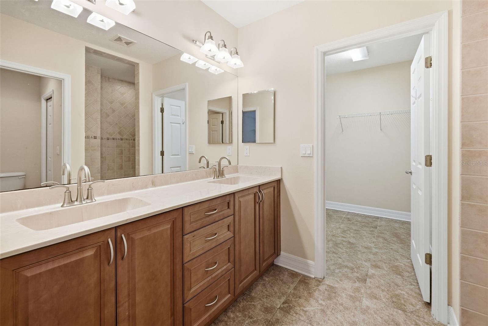 POINTE ALEXIS SOUTH PH III - Residential