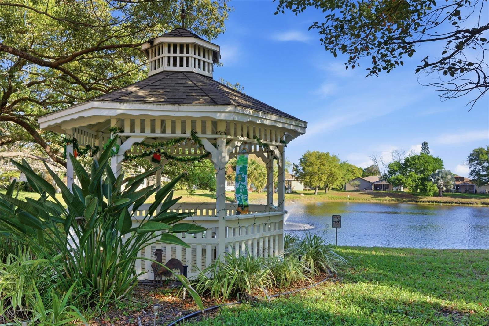 POINTE ALEXIS SOUTH PH III - Residential