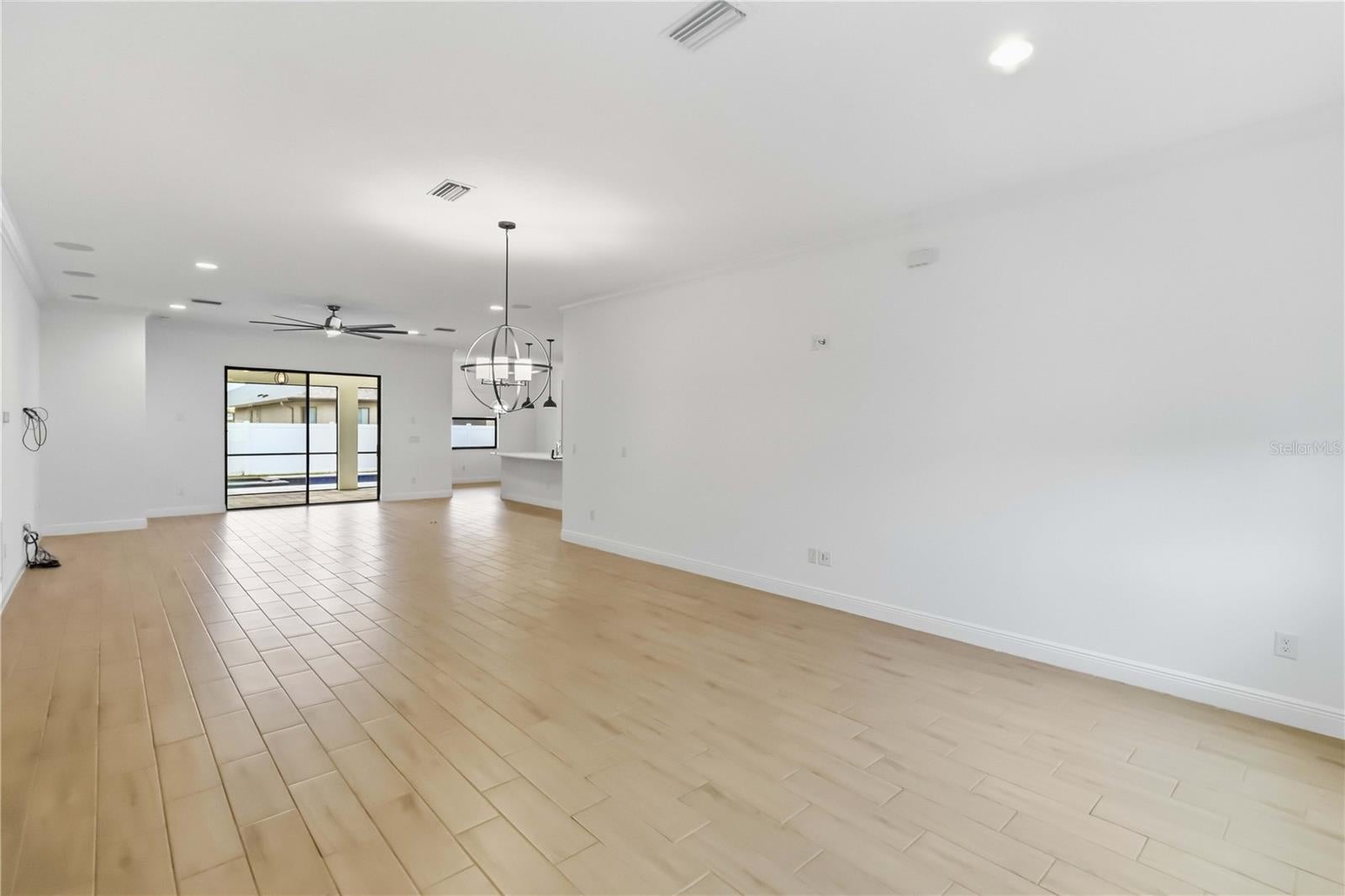 4028 SALIDA DELSOL DRIVE, SUN CITY CENTER, FL, 33573 4 4028 SALIDA DELSOL DRIVE