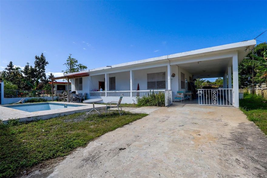 Classic Rincón Pool Home Ready for Your Personal Touch
Located in the prime location of Reparto Matías, this charming 3-bedroom, 2-bathroom home with 548 square meters of land puts you right in the heart of Rincón. Just a short stroll from the town plaza and minutes from the best surfing in the Caribbean.
The home features a solid, traditional layout equipped with solar power for your peace of mind. This property includes the advantage of 2 entrances- one with easy access to Rd. 115, and the other to Stella Beach.
Outside, enjoy a private pool and a breezy covered patio perfect for relaxing after a day in the water. This is a fantastic opportunity to take a classic Rincón property and transform it into your ultimate coastal getaway or a high-potential rental.