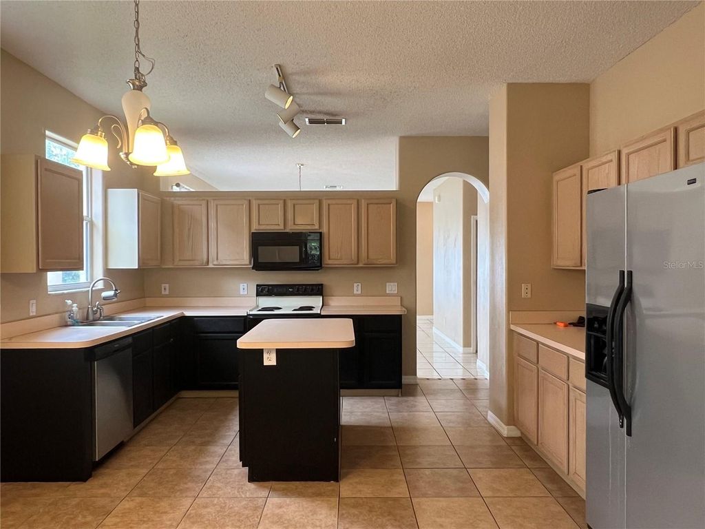 Photo of 1829 Snaresbrook Way, Orlando, FL 32837 (MLS # S5136264)