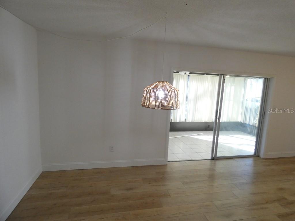 OAK LAKE PARK CONDO - Residential