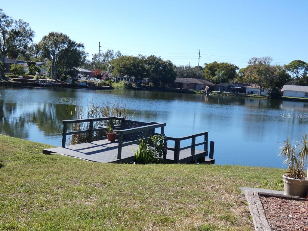 OAK LAKE PARK CONDO - Residential