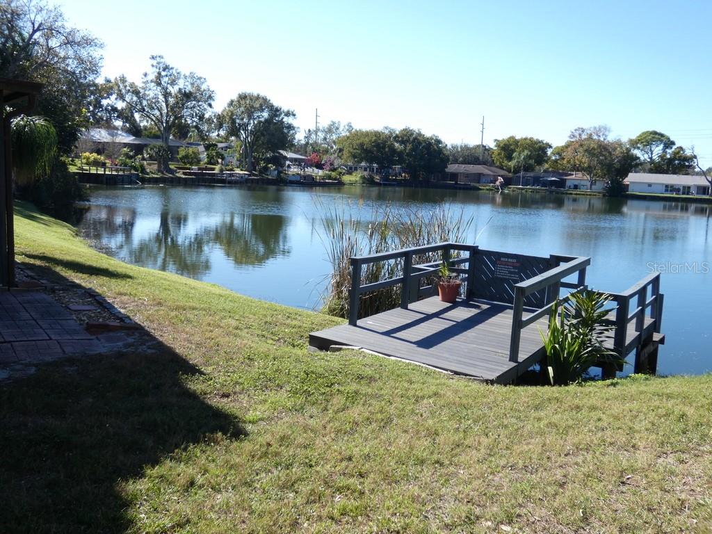 OAK LAKE PARK CONDO - Residential