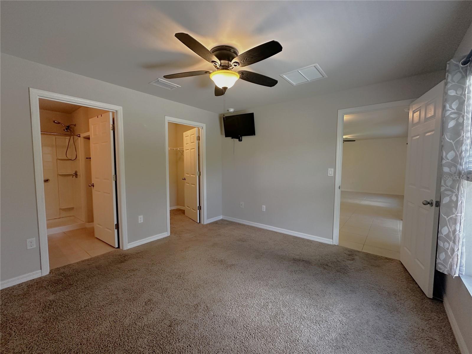 RIO VILLA LAKES - Residential Lease