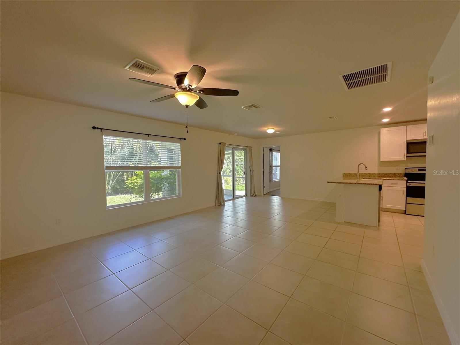 RIO VILLA LAKES - Residential Lease