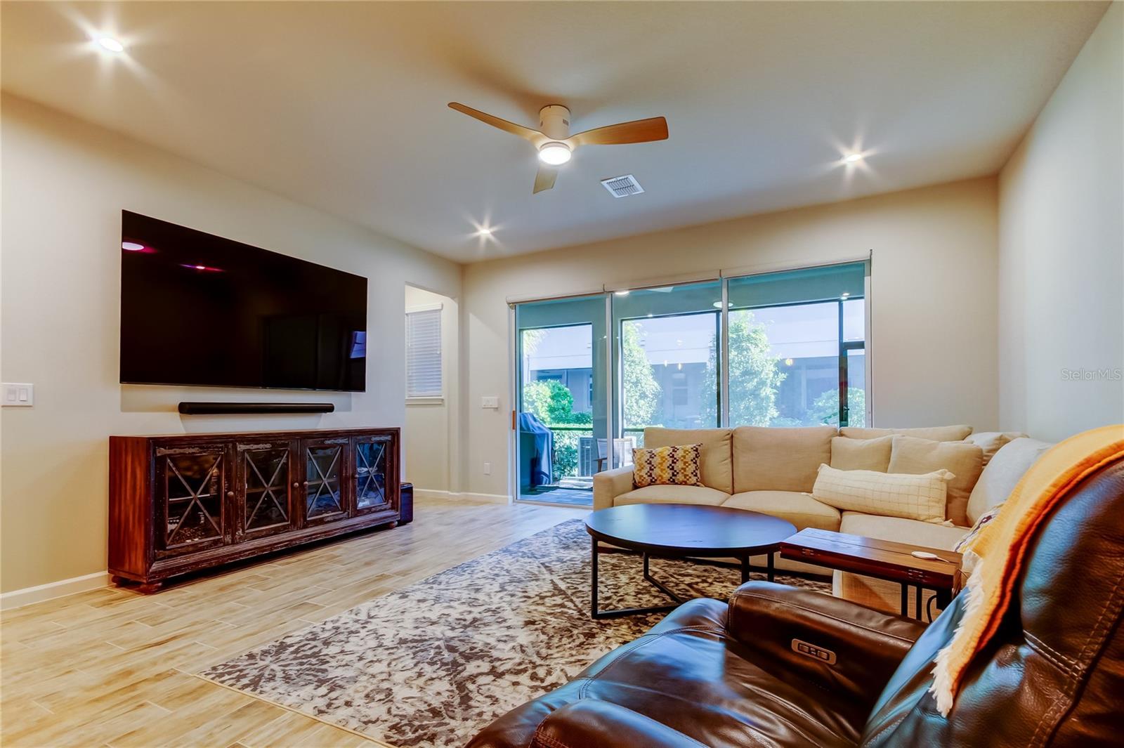 PARKVIEW/LONG LAKE RANCH PH 1B - Residential