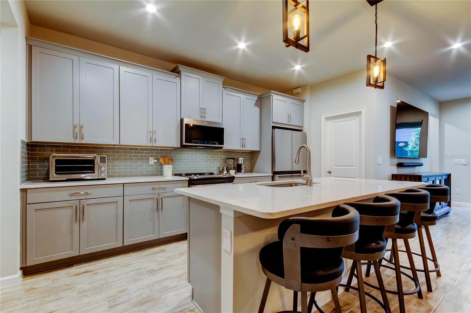 PARKVIEW/LONG LAKE RANCH PH 1B - Residential