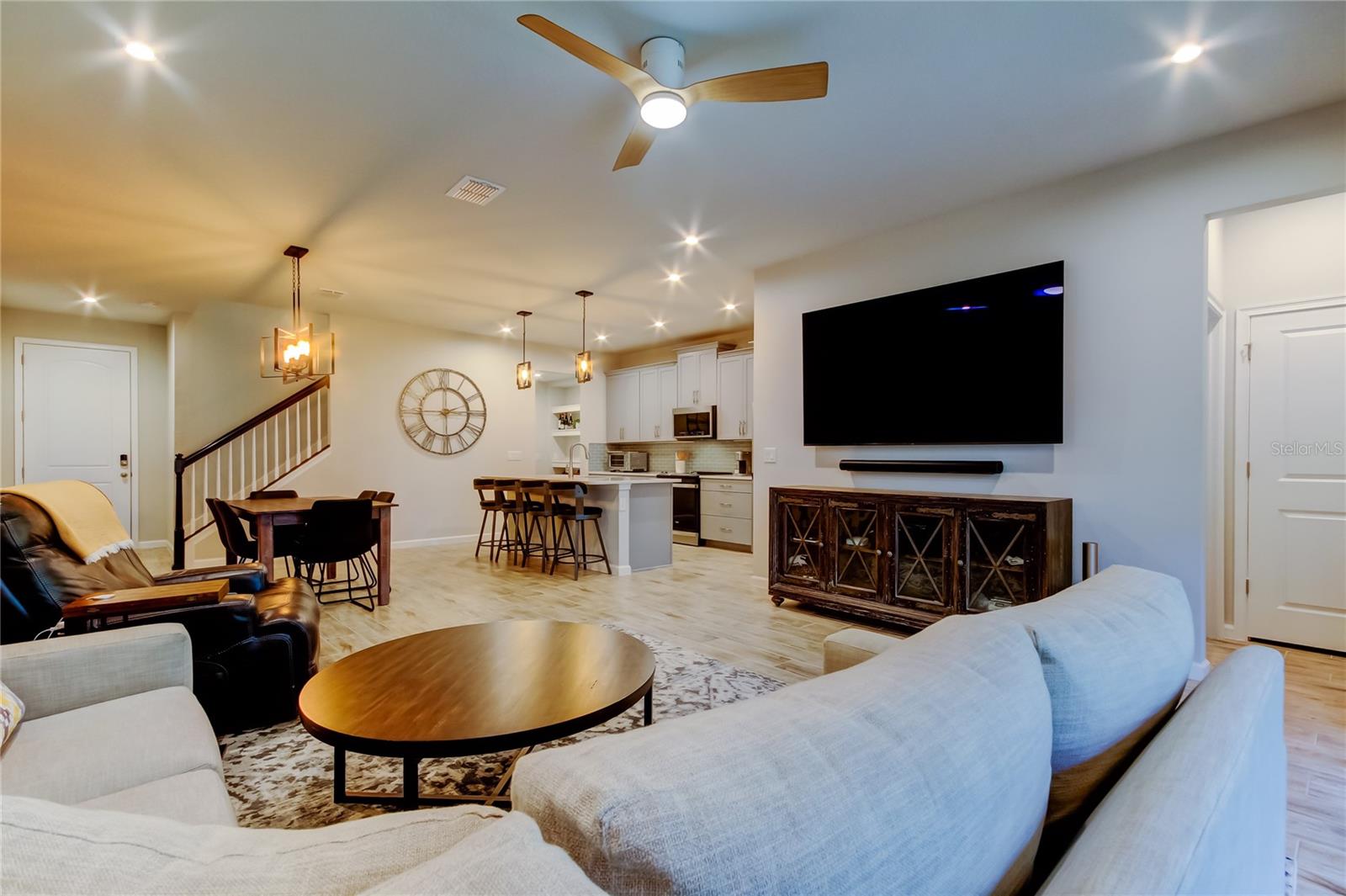 PARKVIEW/LONG LAKE RANCH PH 1B - Residential