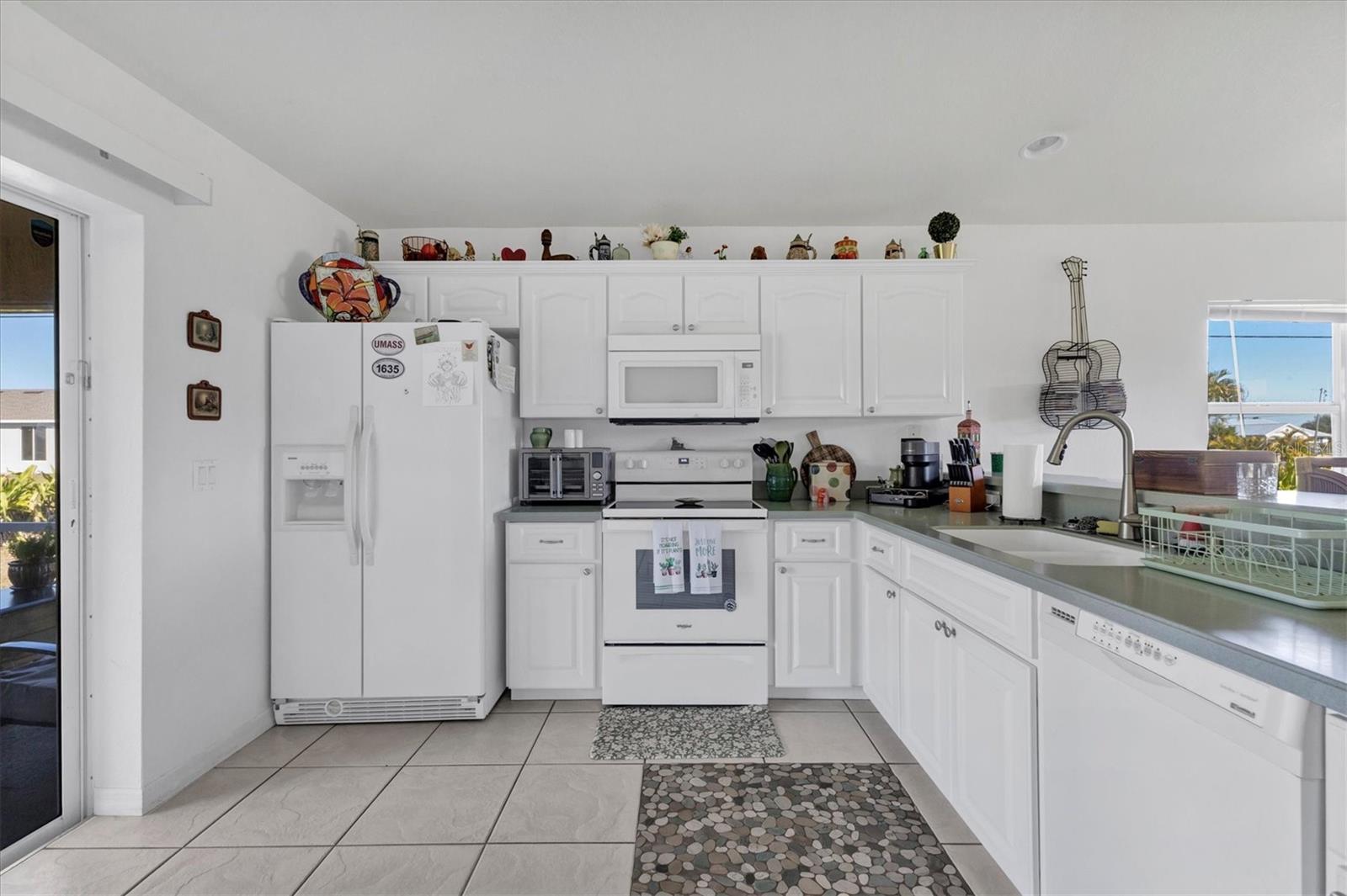 ROTONDA WEST PEBBLE BEACH - Residential Income