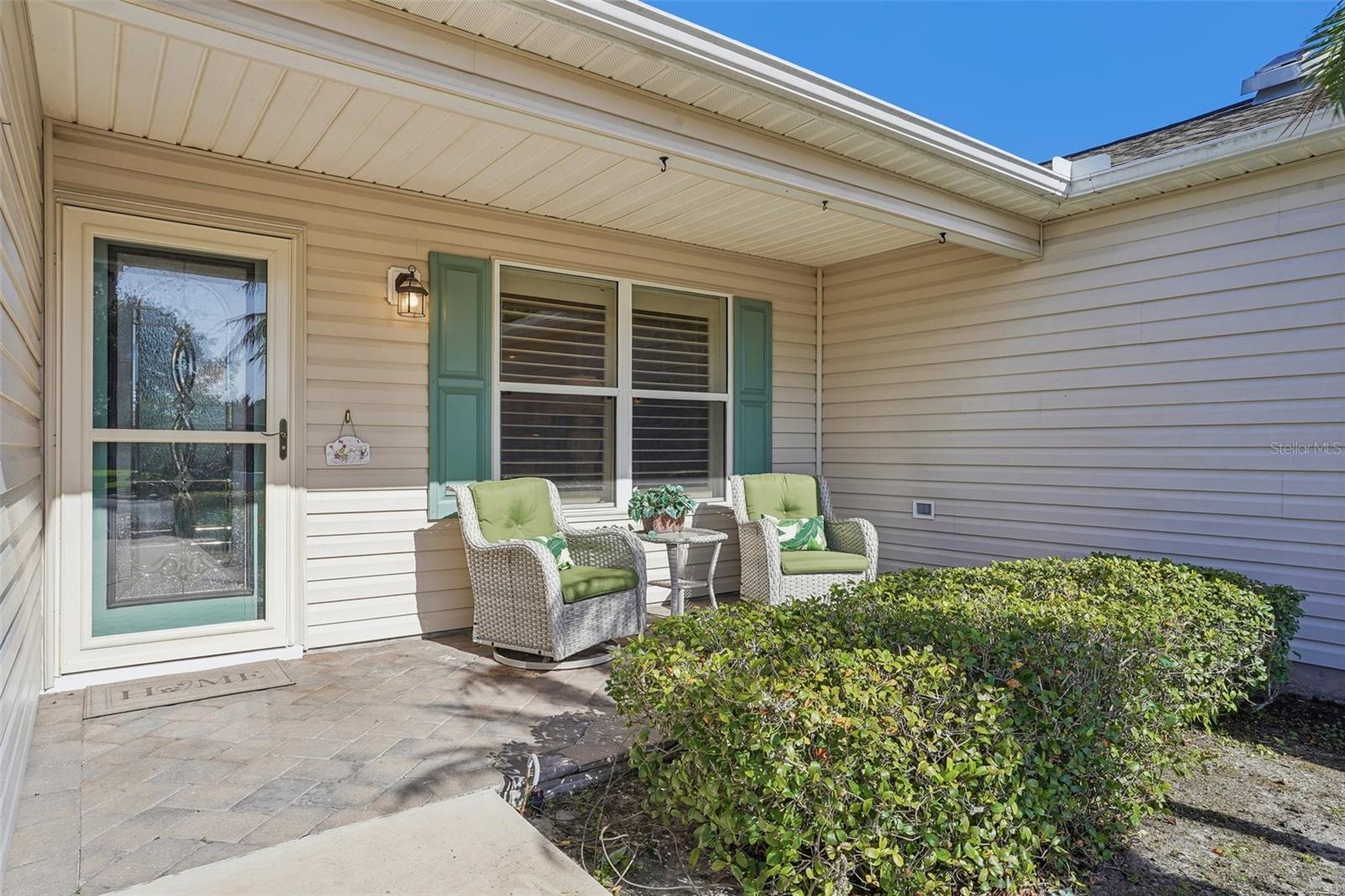 928 EASTMONT COURT